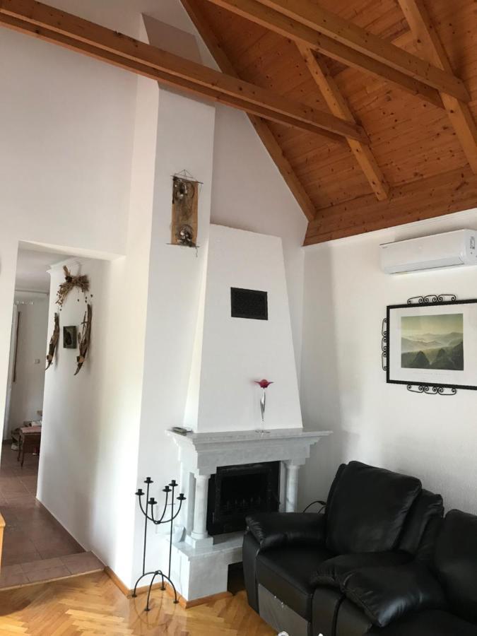 Villa Nyaralo Balatonmariafuerdo Extérieur photo